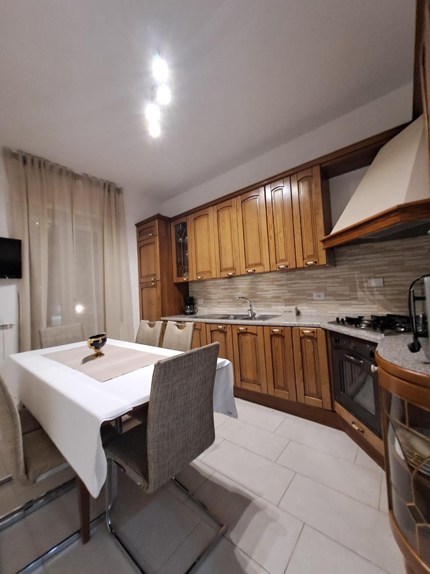 Apartamento Casa Relax Fam. D'Amata Ciampino Exterior foto